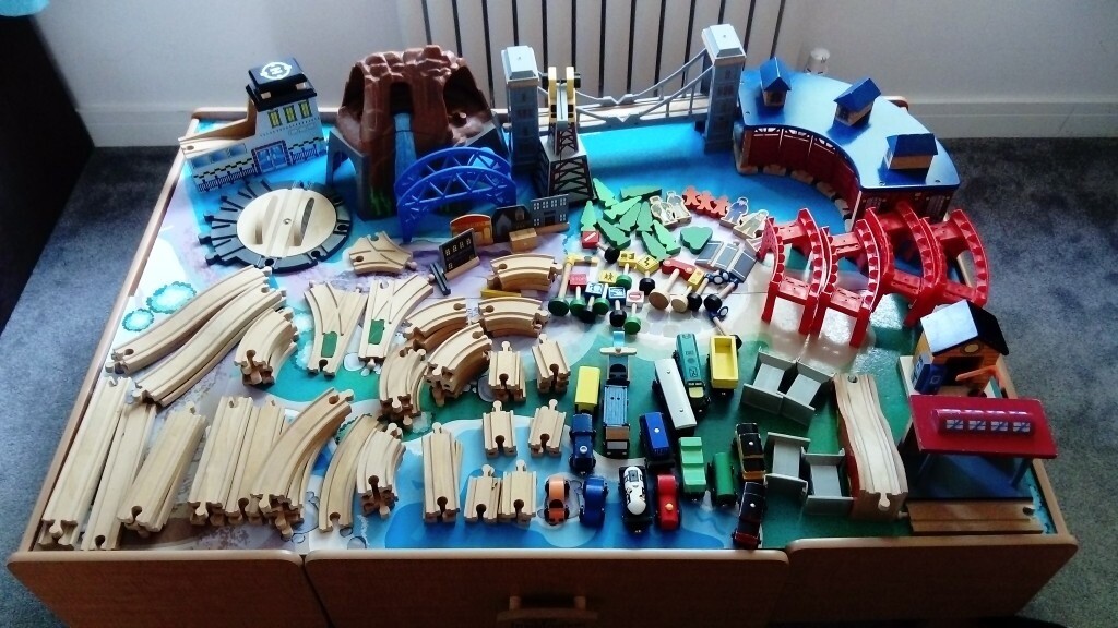 toys r us wooden train set